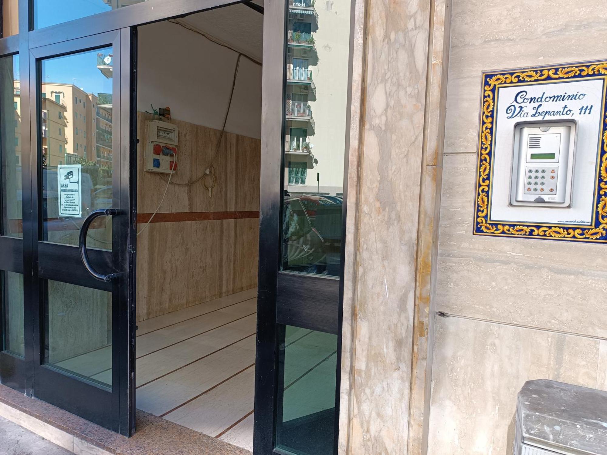 B&B Napoli Fuorigrotta Экстерьер фото